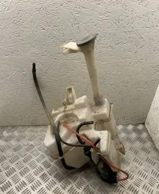 Nissan Juke I F15 Windshield washer fluid reservoir/tank 289101ka1a