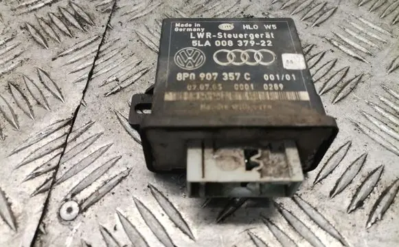 Audi A6 S6 C6 4F Light module LCM 8p0907357c