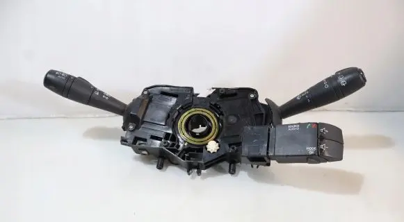 Renault Captur Light switch