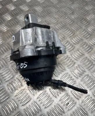 BMW X5 G05 Engine mount bracket 9846462 250523