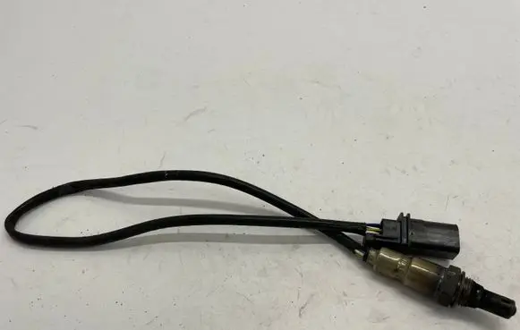 Volkswagen Golf VII Lambda probe sensor 04L906262A