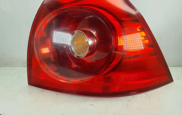 Volkswagen Golf V Rear/tail lights 1K6945096E 028490202B 0033148