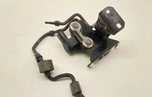 Skoda Octavia Mk2 (1Z) Vacuum valve 1K0906627A 07T283 70086800
