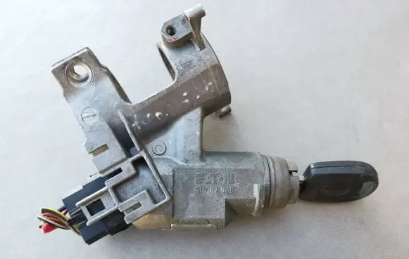 Volkswagen Polo III 6N 6N2 6NF Ignition lock 6K0905851