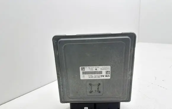 Skoda Octavia Mk4 Engine control unit/module 06K907425N A3C08688400003