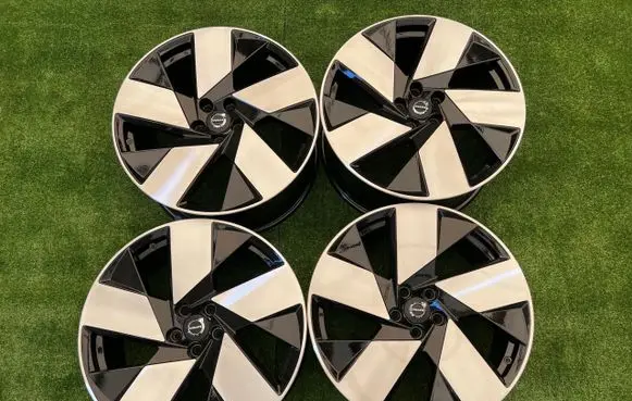 Volvo XC40 R20 alloy rim 