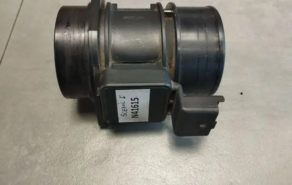 Renault Scenic I Mass air flow meter 7700109812 7700104426 5WK9620
