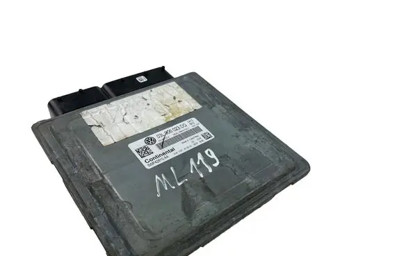 Volkswagen Golf VI Engine control unit/module 03L906023DQ