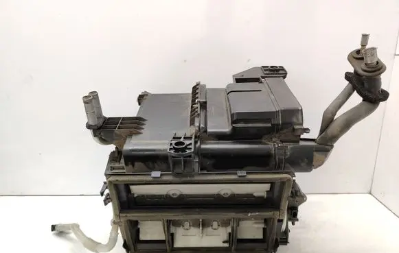 Toyota Avensis T250 Interior heater climate box assembly housing 0637008610 0637008680