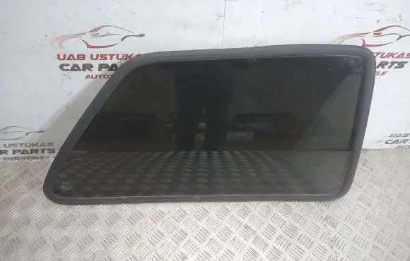 Volkswagen Golf II Rear side window
