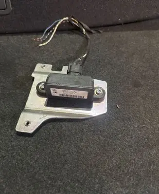 BMW 3 E90 E91 ESP acceleration yaw rate sensor 6778421 10170106373 CL78J12MLJ