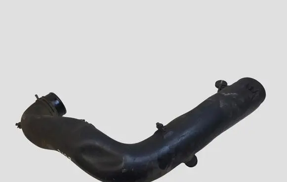 Volkswagen PASSAT B6 Intercooler hose/pipe 1K0129654AJ