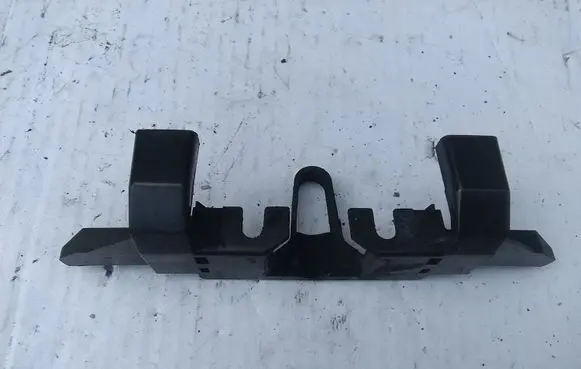 Engine bonnet/hood lock trim molding