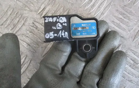 Opel Zafira B Turbo air boost pressure sensor 0281002845