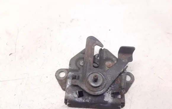 Mazda Premacy Engine bonnet/hood lock/catch