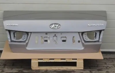 Hyundai Sonata Tailgate/trunk/boot lid 692003K021