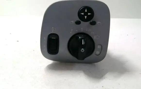 Mercedes-Benz C W203 Light switch A2035451404 04058556