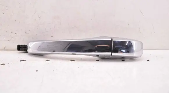 Chrysler Town u0026 Country V Front door exterior handle 04589714AB