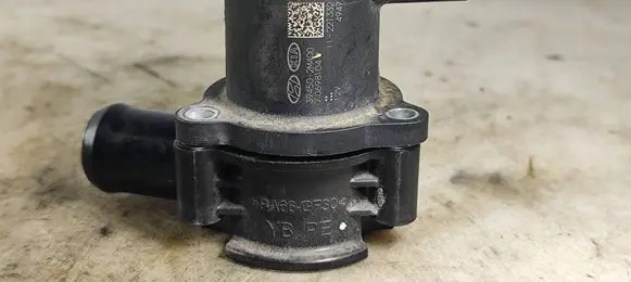 Hyundai Bayon Vacuum valve 394502M400 22T332