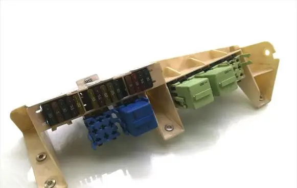 BMW X5 E53 Fuse module 8383720