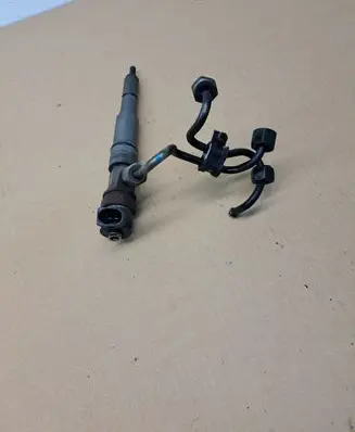 Audi A6 S6 C6 4F Fuel injector 0445110