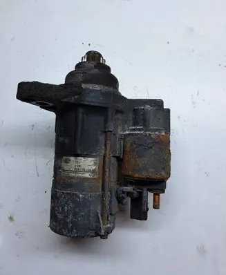 Volkswagen Golf V Starter motor 8EA738156001 CS1293