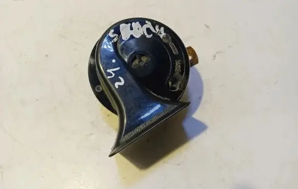 Skoda Octavia Mk1 (1U) Horn signal E13000661