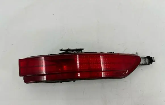 Volkswagen Touareg II Rear fog light 7P6945702F