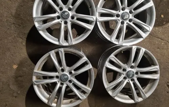 KIA Pro Cee'd III R17 alloy rim 