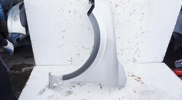 Opel Antara Fender