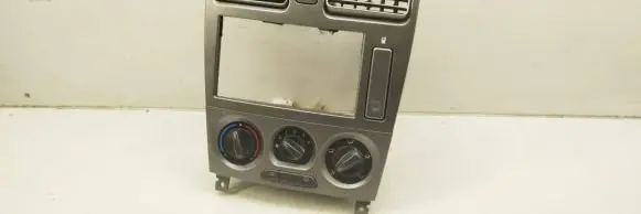 Subaru Forester SG Climate control unit