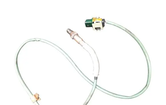 Mercedes-Benz E C207 W207 Lambda probe sensor 0065422718