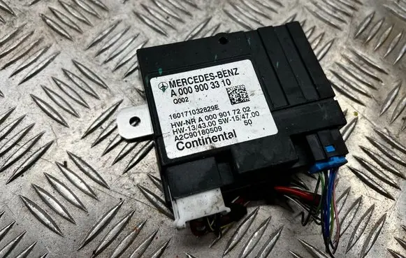 Mercedes-Benz GLC X253 C253 Fuel injection pump control unit/module A0009003310 160171032829E A2C90180509