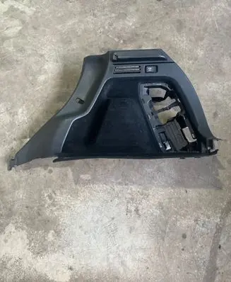 Honda HR-V Trunk/boot side trim panel 300435871