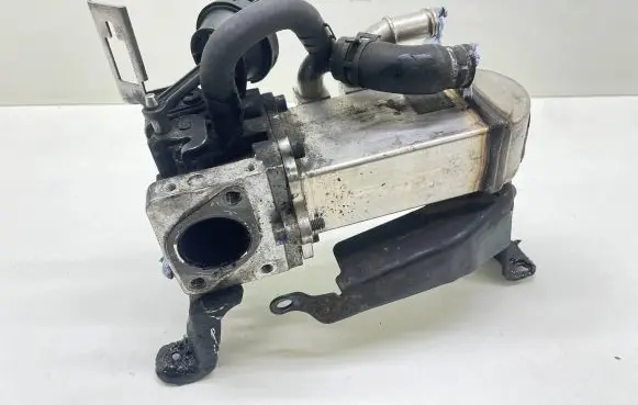 Audi A6 S6 C6 4F EGR valve cooler 059131508N