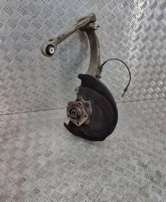 Audi Q7 4M Front wheel hub 4m0407560