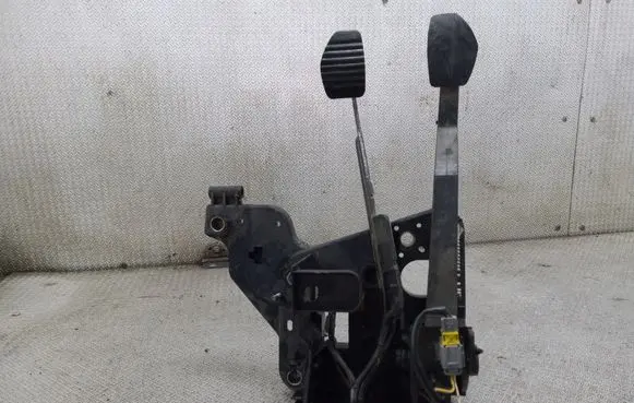 Citroen C5 Pedal assembly 9654751280