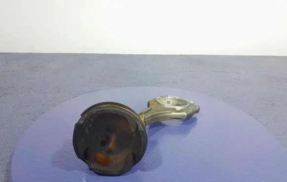BMW M4 F82 F83 Piston 