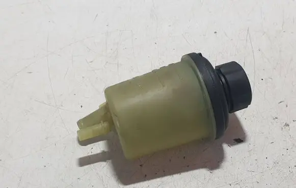 Volvo XC60 Power steering fluid tank/reservoir 31302576