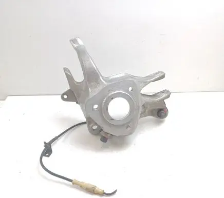 Chevrolet Corvette Rear wheel hub 14084093 3134229
