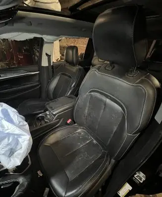 Seat set