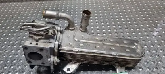 Volkswagen Golf V EGR valve S26383102 03G131063E 03G131513AD