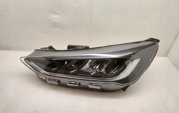 Ford Focus Headlight/headlamp