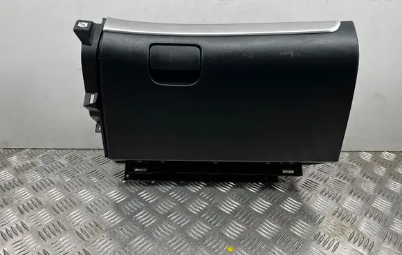 Subaru Outback Glove box set S15602030JC N060720A0251 66236AG000