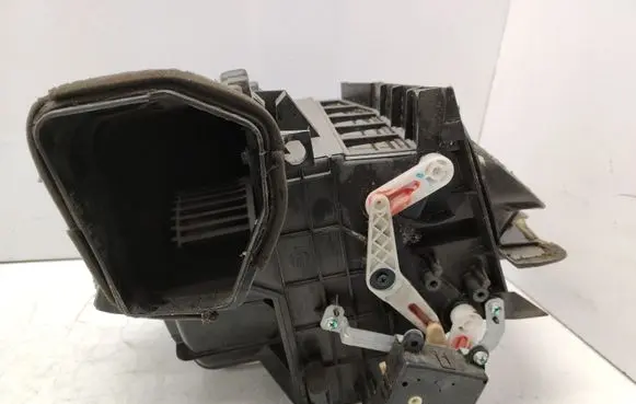 Nissan Primera Interior heater climate box assembly housing 27200AV600 ED03034428