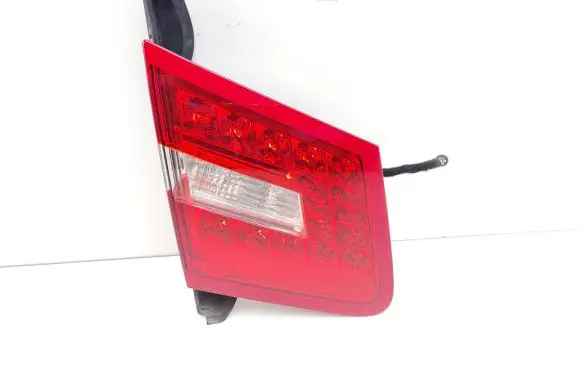 Mercedes-Benz E C207 W207 Tailgate rear/tail lights A2078200364 542621L 542681L