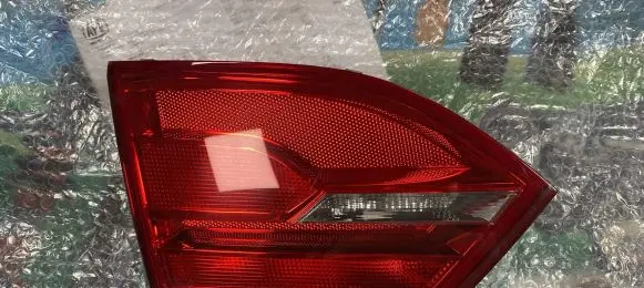Volkswagen Jetta VI Tailgate rear/tail lights 5C6945093 F00HTV4021