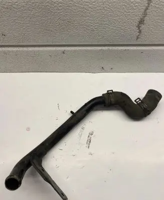 Volkswagen PASSAT B7 Engine coolant pipe/hose 03L122157K