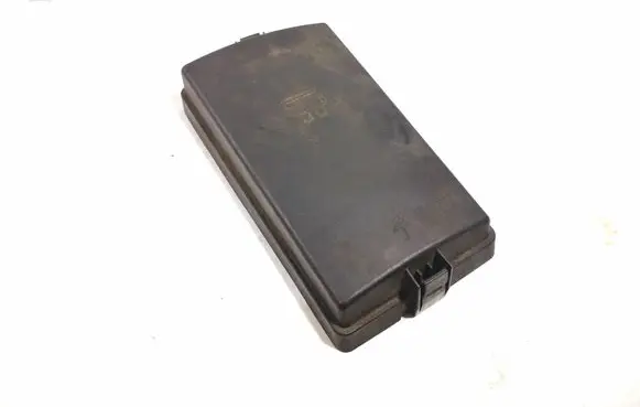 Volkswagen Golf VII Fuse box cover 5Q0937132A