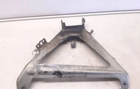 Mercedes-Benz C W204 Engine mounting bracket A6460980429